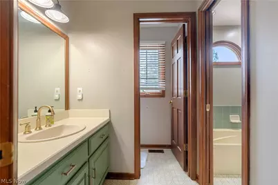 6974 Militia Hill Street NW, Canton, OH 44718 - Photo 27
