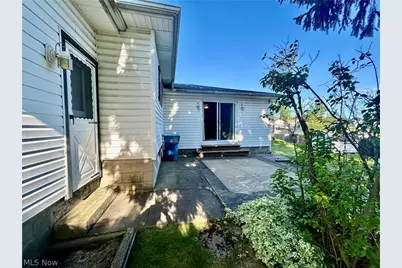 501 Edison Street, Struthers, OH 44471 - Photo 5