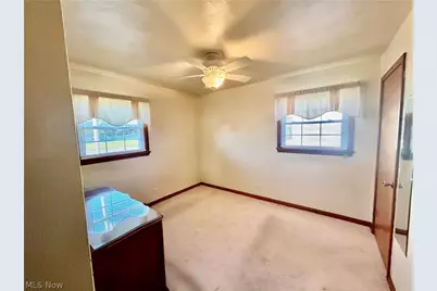 501 Edison Street, Struthers, OH 44471 - Photo 13