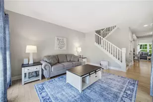 2692 Pitcher Plant Ct, Uniontown, OH 44685 - Photo 5