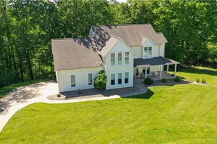 2692 Pitcher Plant Ct, Uniontown, OH 44685 - Photo 3