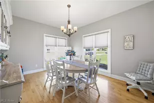 2692 Pitcher Plant Ct, Uniontown, OH 44685 - Photo 7