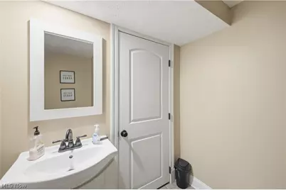 2692 Pitcher Plant Court, Uniontown, OH 44685 - Photo 31