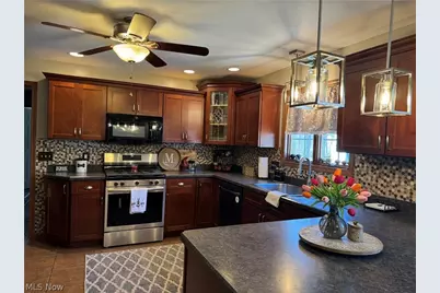 10520 Carrousel Woods Drive, New Middletown, OH 44442 - Photo 19