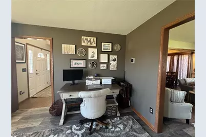 10520 Carrousel Woods Drive, New Middletown, OH 44442 - Photo 13