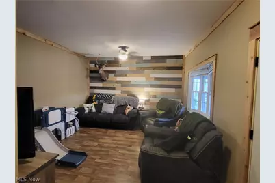 3855 Lincoln Avenue, Shadyside, OH 43947 - Photo 3