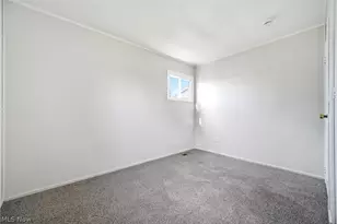4316 Charleston Ave, Lorain, OH 44055 - Photo 13
