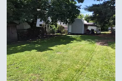 1029 E Main Street, Coshocton, OH 43812 - Photo 5