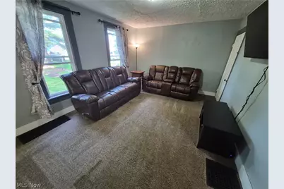 1029 E Main Street, Coshocton, OH 43812 - Photo 11