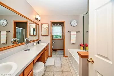 1295 Cheverton Avenue, Louisville, OH 44641 - Photo 27