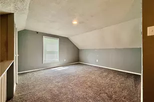 552 Gray St, Zanesville, OH 43701 - Photo 11