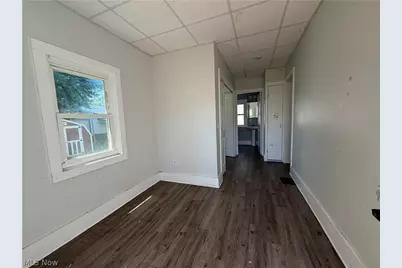 506 E Gorgas Street, Louisville, OH 44643 - Photo 5