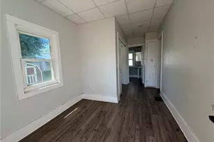 506 E Gorgas St, Louisville, OH 44643 - Photo 5