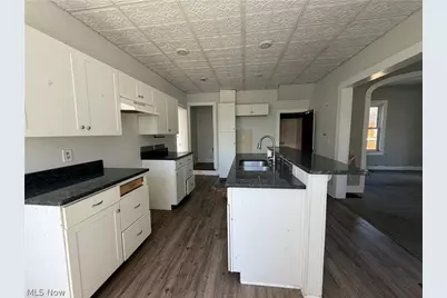 506 E Gorgas Street, Louisville, OH 44643 - Photo 7