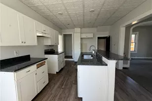 506 E Gorgas St, Louisville, OH 44643 - Photo 7