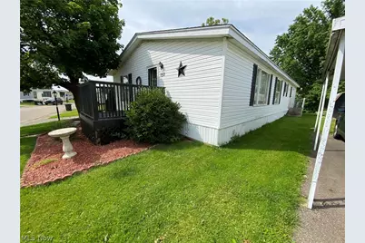 150 Rolling Acres Circle W, Massillon, OH 44647 - Photo 3