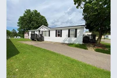 150 Rolling Acres Circle W, Massillon, OH 44647 - Photo 1
