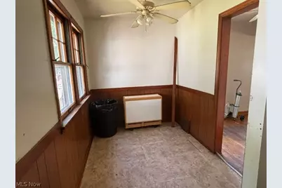 2378 Linda Drive NW, Warren, OH 44485 - Photo 7