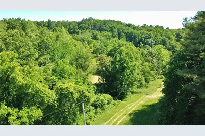 5759 College Hill Road, Cambridge, OH 43725 - Photo 11