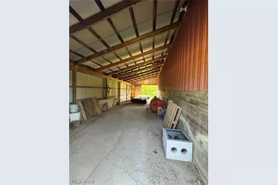 5759 College Hill Road, Cambridge, OH 43725 - Photo 3
