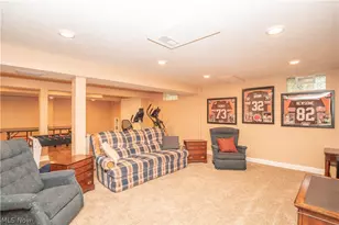 6612 Greyhawk St NW, Canton, OH 44708 - Photo 39