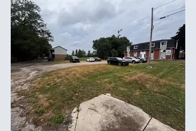 444 Sumner Street, Akron, OH 44304 - Photo 7