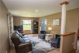 11032 Titus Ave NW, Uniontown, OH 44685 - Photo 7
