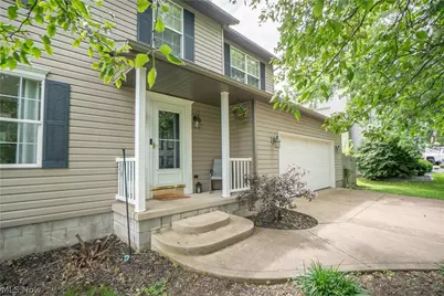 11032 Titus Avenue NW, Uniontown, OH 44685 - Photo 5