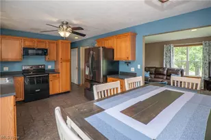 11032 Titus Ave NW, Uniontown, OH 44685 - Photo 13