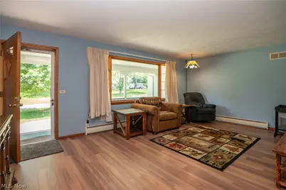 10340 Persimmon Street NW, Canal Fulton, OH 44614 - Photo 3