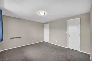 10301 Lake Ave, Loveland, OH 44102 - Photo 23