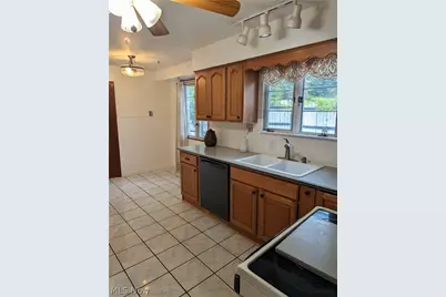 1607 26th Street, Cuyahoga Falls, OH 44223 - Photo 13