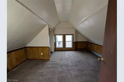 564 Carroll Street, Akron, OH 44304 - Photo 25