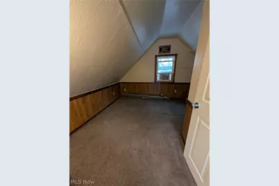 564 Carroll Street, Akron, OH 44304 - Photo 23
