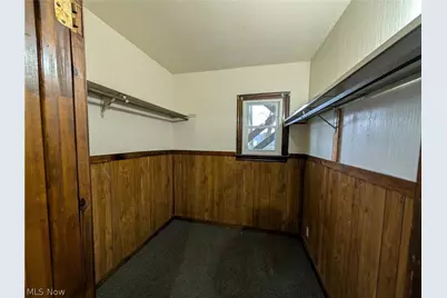 564 Carroll Street, Akron, OH 44304 - Photo 9
