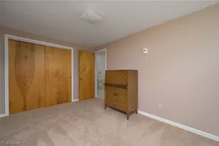 668 Highland Ave, Wadsworth, OH 44281 - Photo 15