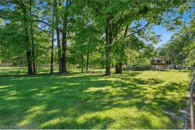 4250 Herr Fieldhouse Road, Worthington, OH 44470 - Photo 47