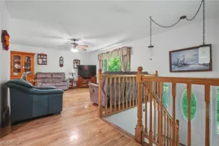 4250 Herr Fieldhouse Rd, Worthington, OH 44470 - Photo 5