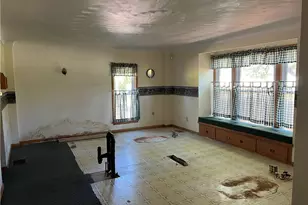 277 Gore Rd, Conneaut, OH 44030 - Photo 3