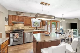 4206 Arlington Dr, Brunswick, OH 44212 - Photo 9
