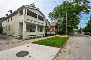 2116 W 32nd St, Loveland, OH 44113 - Photo 41