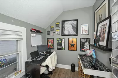 2116 W 32nd Street, Loveland, OH 44113 - Photo 25