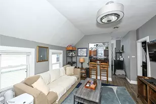 2116 W 32nd St, Loveland, OH 44113 - Photo 5