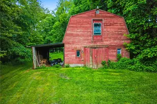 6633 Maplehurst Ave SE, East Sparta, OH 44626 - Photo 9