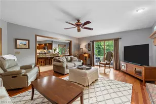 1938 Fairway Dr, Uniontown, OH 44685 - Photo 5