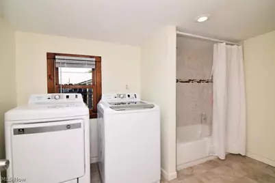 4418 Lincoln Avenue, Parma, OH 44134 - Photo 21