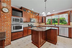 8110 Main Rd, Berlin Heights, OH 44814 - Photo 13