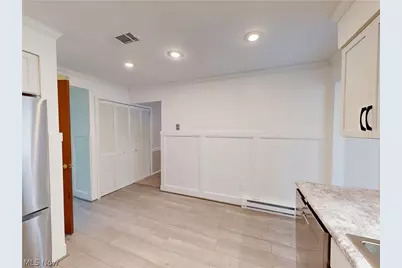 8240 Deepwood Boulevard #7-2, Mentor, OH 44060 - Photo 11