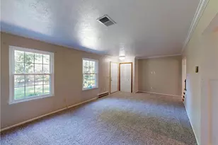 8240 Deepwood Blvd, Mentor, OH 44060 - Photo 3