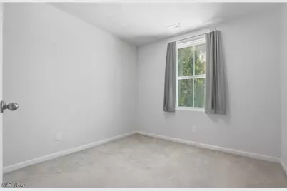 212 Raintree Lane, Painesville Twp, OH 44077 - Photo 15